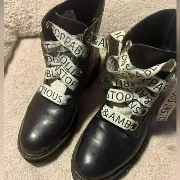 Zara Women’s Black “Unstoppable and Ambitious” Laced Combat Boots, 37 - Picture 4 of 4